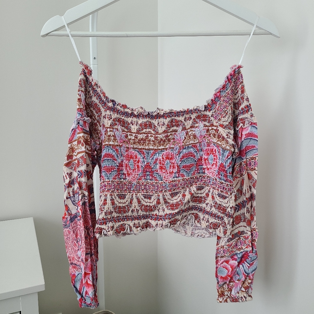 GUESS Wrap Style Crop Top - Picture 3 of 6